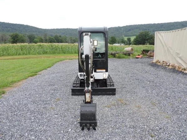 Bobcat 322G+Godets-Mini pelle –1,6 tonnes